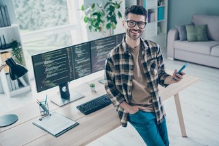 Czy świadczenie usług pomocy technicznej w zakresie technologii informatycznych podlega opodatkowaniu ryczałtem?