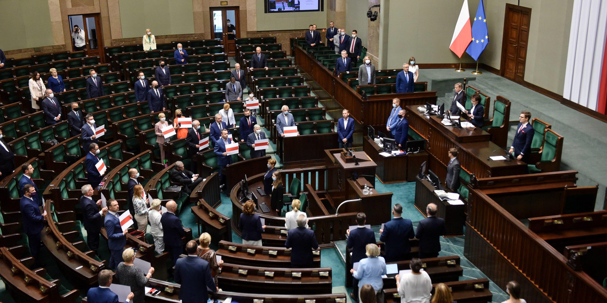 Tak głosowała opozycja za podwyżkami