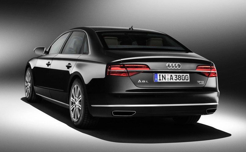 Audi A8 L Security