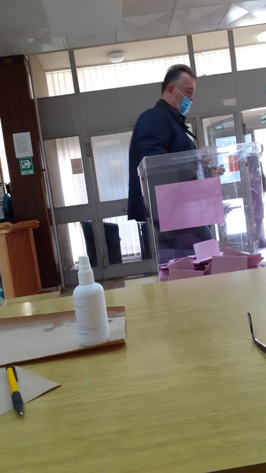 Jutka izašao na glasanje