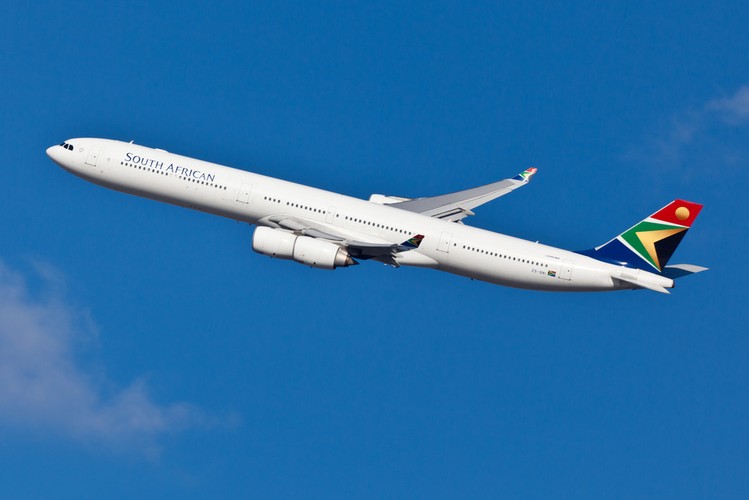 South African Airways - najbardziej punktualne w 2012 roku linie lotnicze w Afryce i na Bliskim Wschodzie.  91,17 procent wszystkich lotów odbyło się zgodnie z rozkładem.