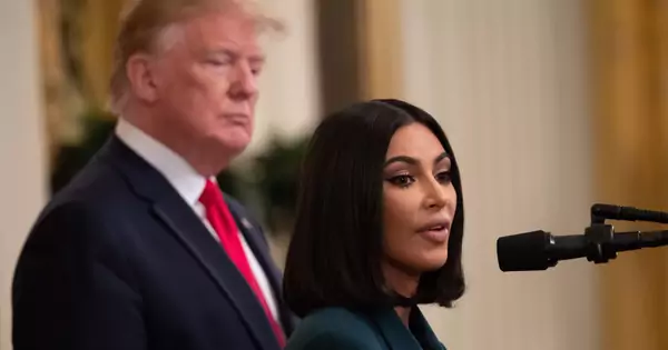 Donald Trump and Kim Kardashian are among the more than 350 people who didn't make Forbes' yearly list of the 400 richest Americans despite being billionaires.SAUL LOEB/AFP via Getty Images