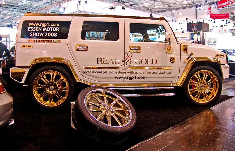 Essen Motor Show 2008: złoty Hummer dla bogatych