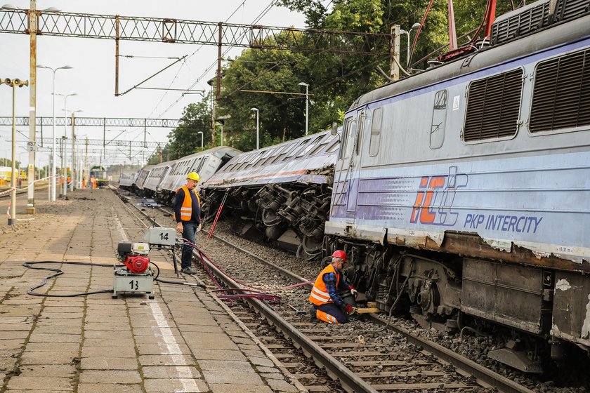 Zderzenie pociągów na Pomorzu. 28 osób rannych, w tym dzieci