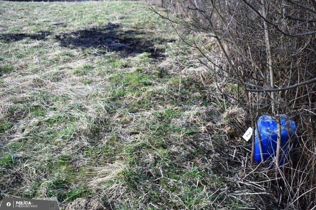 Deti sa zranili počas pálenia konárov. 