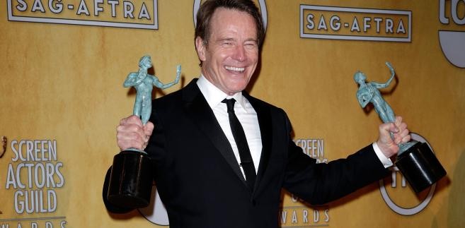 Bryan Cranston z nagrodami za główną rolę męską i całą obsadę serialu 