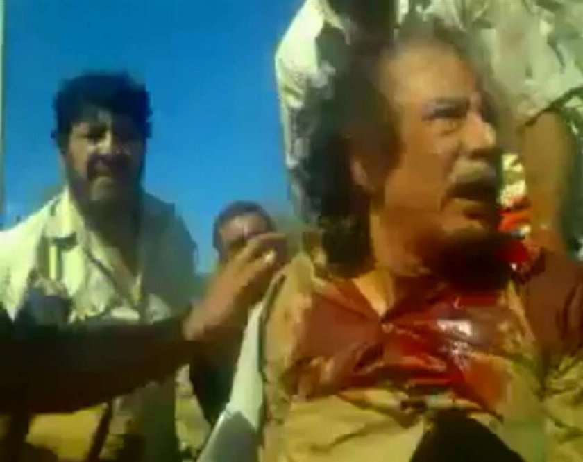 Odkryli masowe groby zwolenników Kaddafiego 