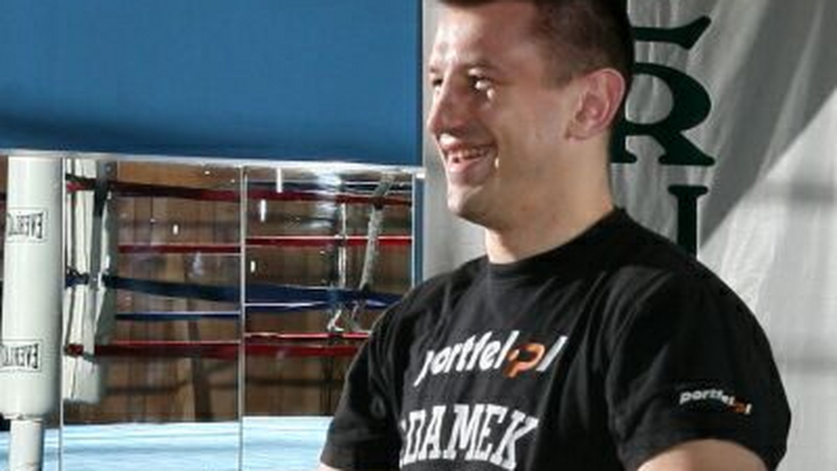Jak donosi znany dziennikarz zajmujący się tematyką bokserską Steve Kim, po wstępnych negocjacjach amerykańskimi telewizjami, ustalono, że walka Tomasza Adamka z jednym z braci Kliczko odbędzie się 10 września, w Warszawie lub Wrocławiu.