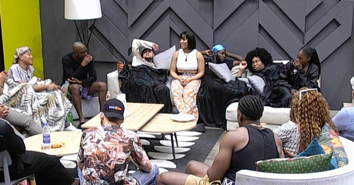 ‘BBTitans’: Biggie hit by cupid’s arrow, tasks housemates with Valentine-themed presentation