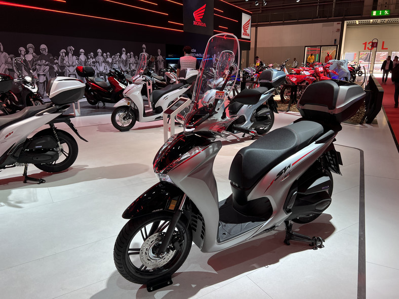 Wystawa motocyklowa EICMA 23