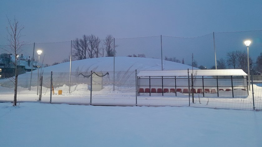 Co za fuszerka! Runął dach nowiutkiej hali w Zabrzu. Kosztowała ogromne pieniądze