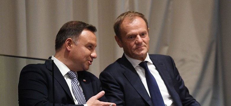 Siemoniak o spotkaniu Dudy z Tuskiem: Jak to, z tym zdrajcą sobie normalnie gaworzy? Będzie miał ogromne nieprzyjemności