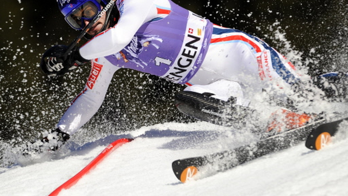 Jean-Baptiste Grange, reprezentant Francji, zdobył złoty medal w slalomie ostatniego dnia alpejskich mistrzostw świata w Garmisch-Partenkirchen. Srebro przypadło Szwedowi Jensowi Byggmarkowi, zaś brąz Włochowi Manfredowi Moelgg'owi.
