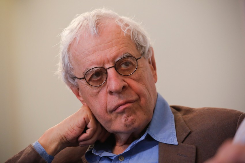 Dušan Čarls Simić