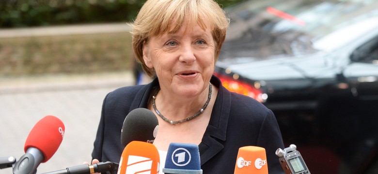 Grecja oficjalnie poprosi o pomoc. Merkel: Nie ma podstaw do negocjacji