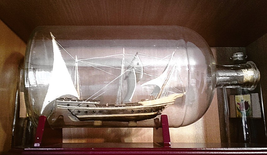 Brodovi su izrađeni iz više od stotinu delova