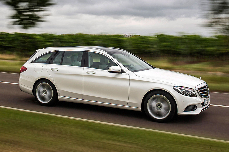 Jak jeździ Mercedes klasy C w wersji kombi?