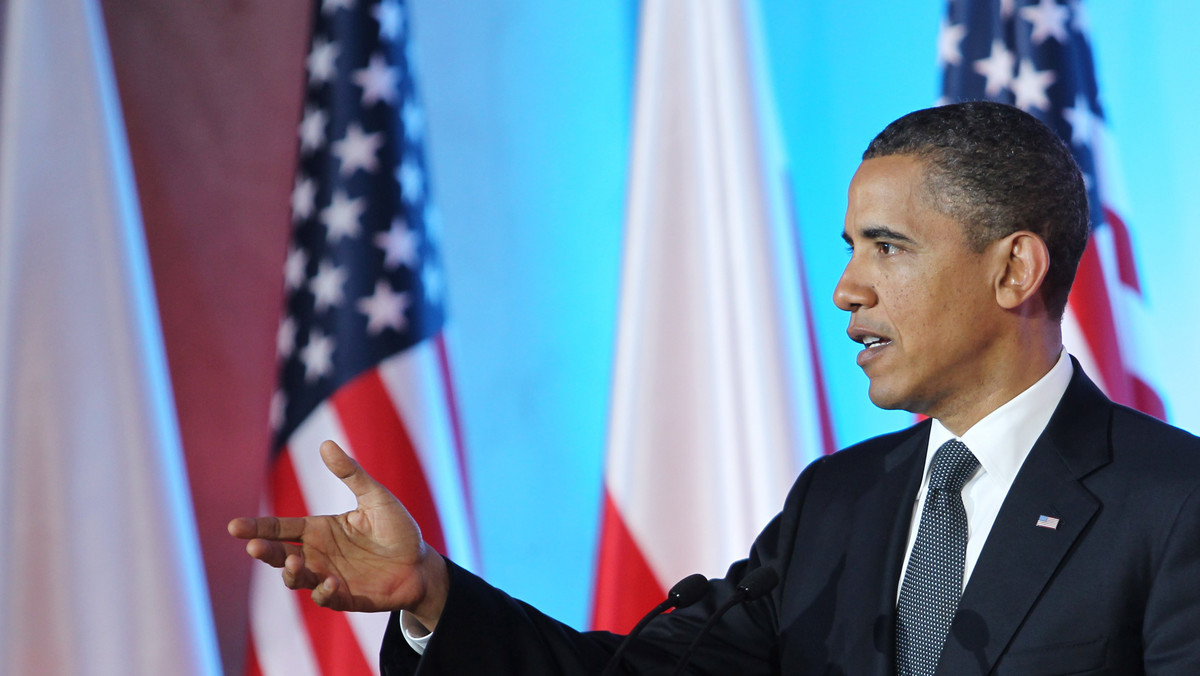 Światowe agencje wybijają w relacjach z wizyty Baracka Obamy w Polsce, że uważa on nasz kraj za lidera w regionie i model transformacji dla innych państw. Piszą, że Obama zapewnił Warszawę o współpracy w kwestii bezpieczeństwa, mimo "resetu" z Moskwą.