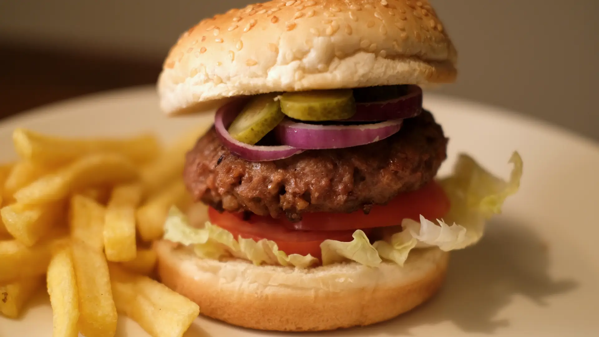 Beyond Meat jednak dostarczy "mięso" do McPlant. Trzyletnia umowa z McDonald's