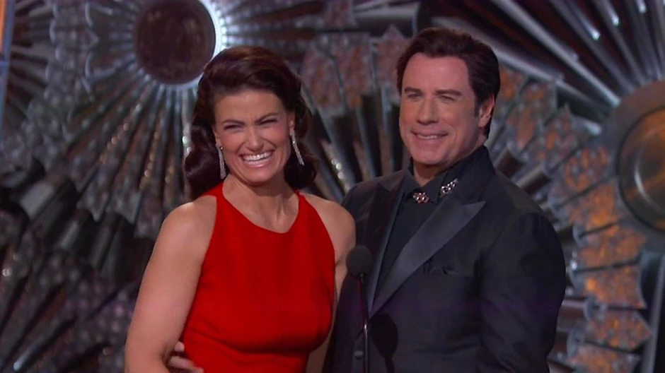 Fini Travolta i Idina Menzel