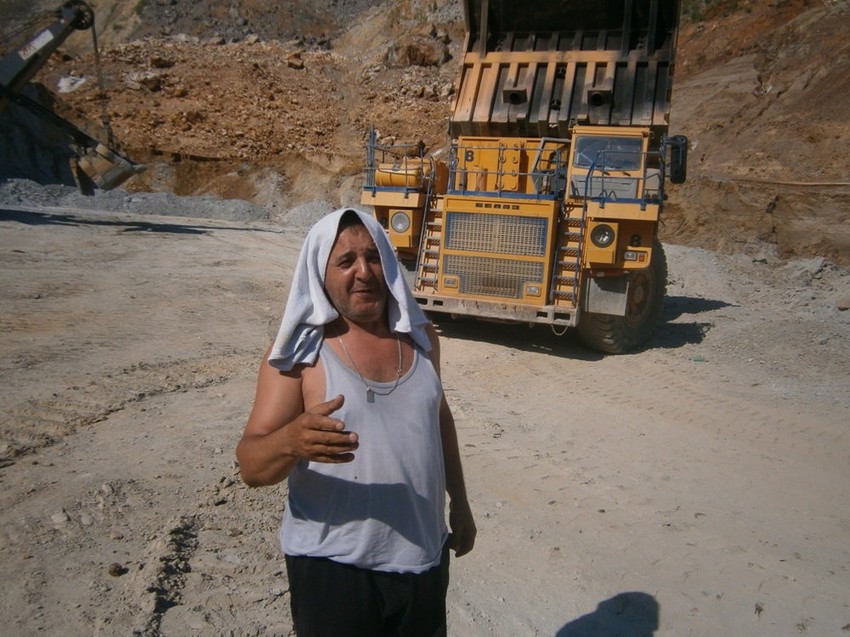 Dragan Tizmonar jedan od vozača ispred holpaka