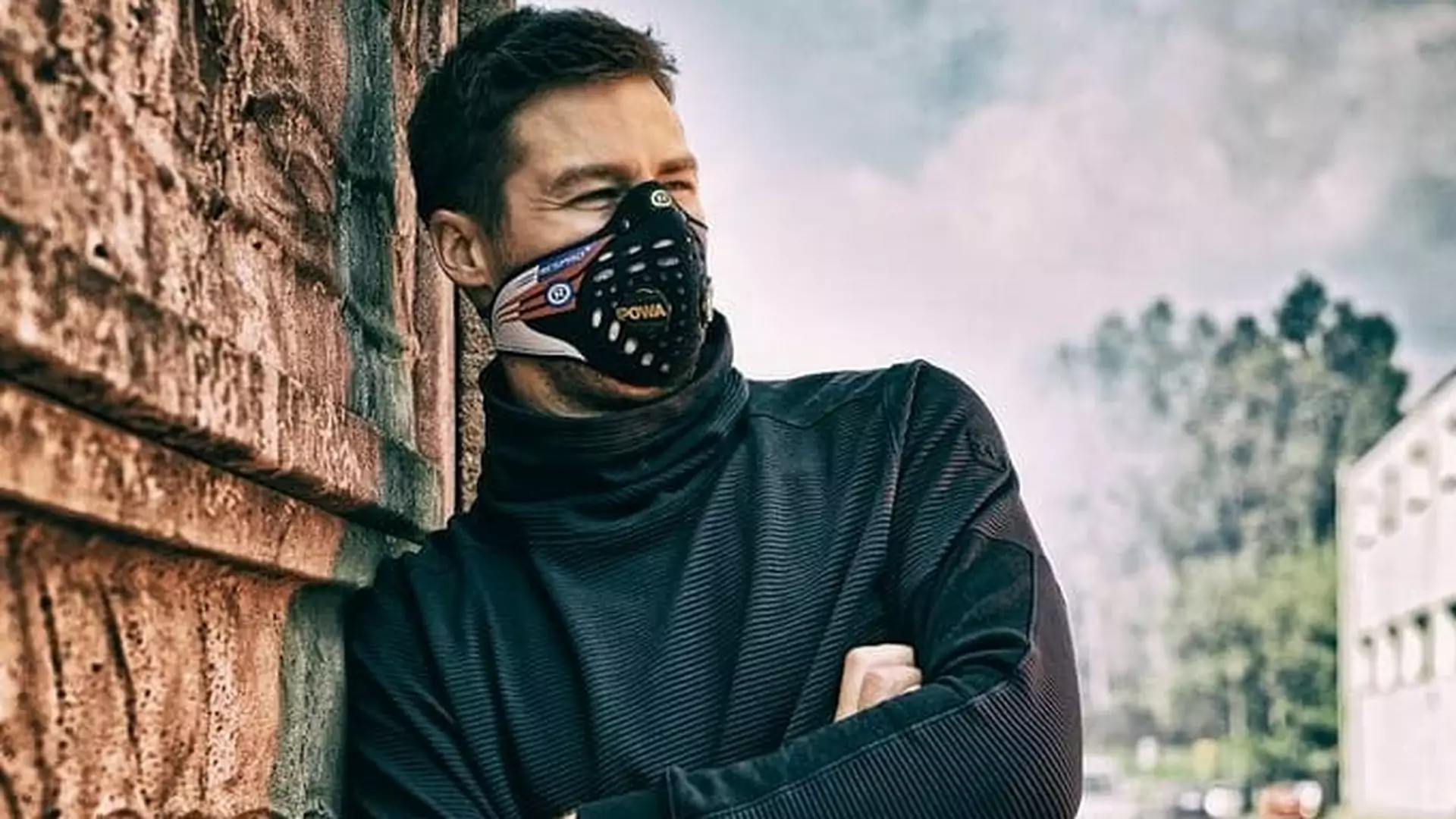 Walka ze smogiem zawieszona na 2 lata. Oto maski antysmogowe, które wam się przydadzą