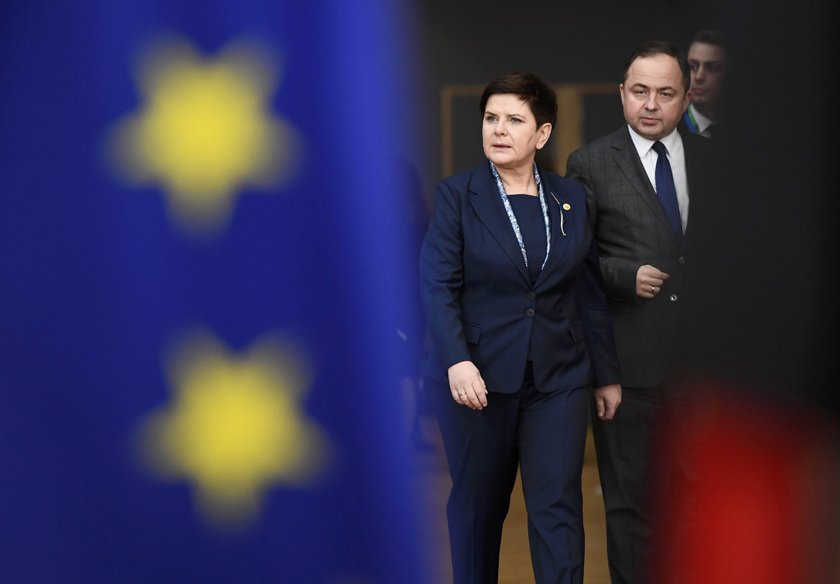 Szydło płakała przez Tuska! Szokujące kulisy szczytu w Brukseli