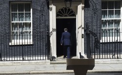 Jak się wychodzi z Unii? Do tego rozwodu potrzeba prawnika