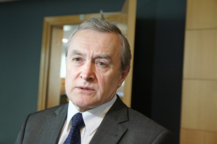 Festiwal przedreferendalnych obietnic - cisza na starówce od Piotra Glińskiego