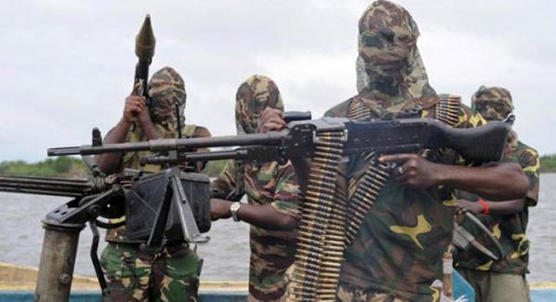 Gunmen kill four Nigerian policemen in Niger Delta