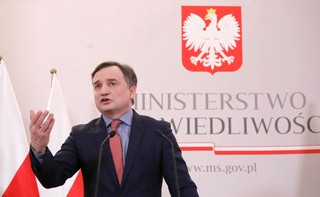 Ziobro zawiesił sędzię ze Słupska. Powodem podważenie statusu innego sędziego