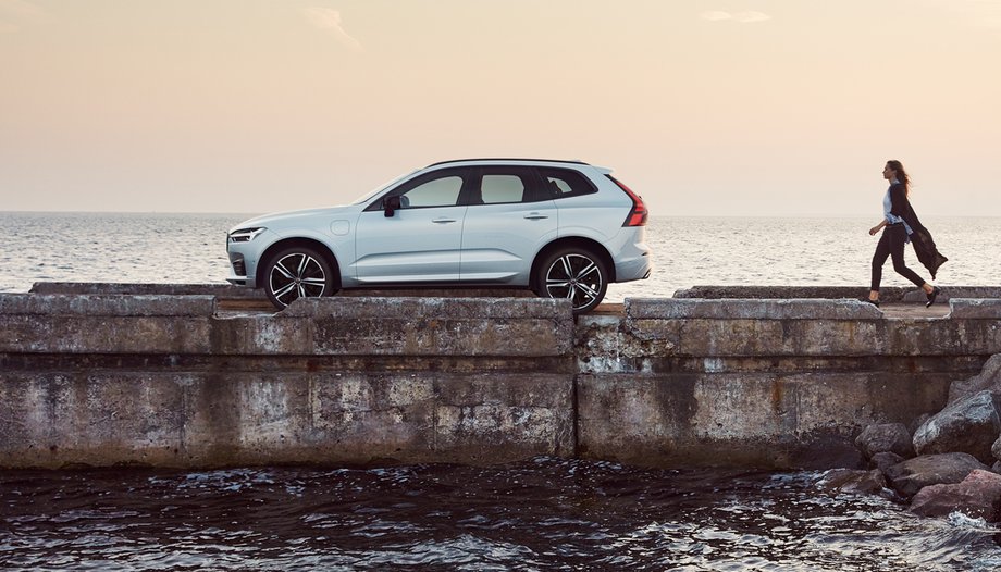 Volvo XC60 - zdjęcie poglądowe