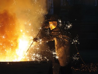 W.Brytania: Rząd może przejąć 25 proc. udziałów w hutach Tata