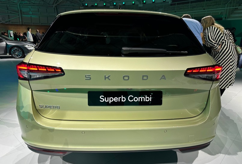 Nowa Skoda Superb kombi