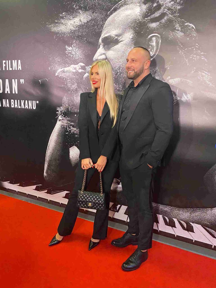 Dado Polumenta sa suprugom