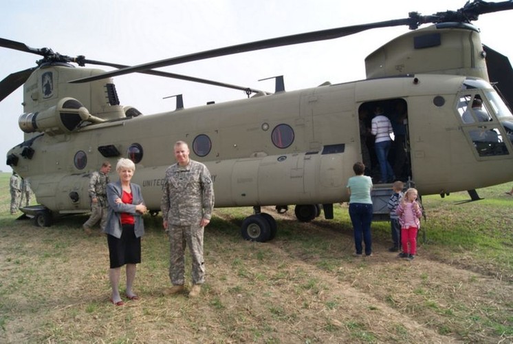 Amerykańskie śmigłowce lądowały niedaleko Gruty (fot. www.gruta.pl)