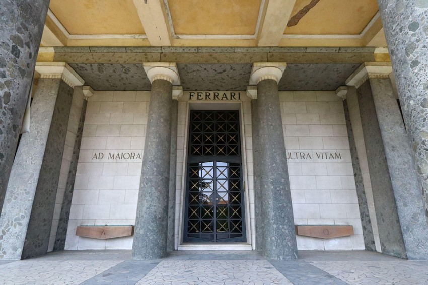 Kripta porodice Ferari