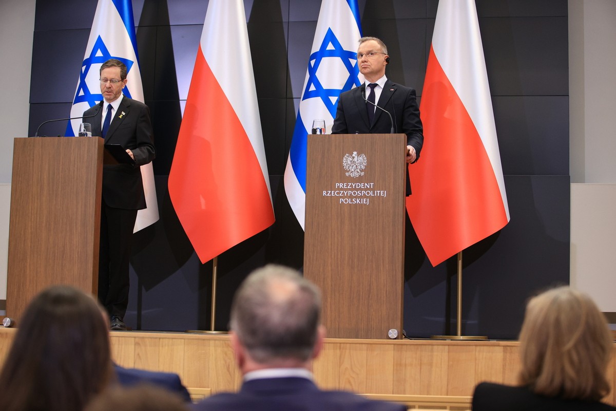 Prezydenci Polski – Andrzej Duda, i Izraela Isaac Herzog spotkali się w związku z Marszem Żywych w Oświęcimiu.
