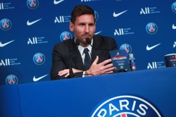 Messi powitany w PSG. Jaka przyszłość Mbappe?
