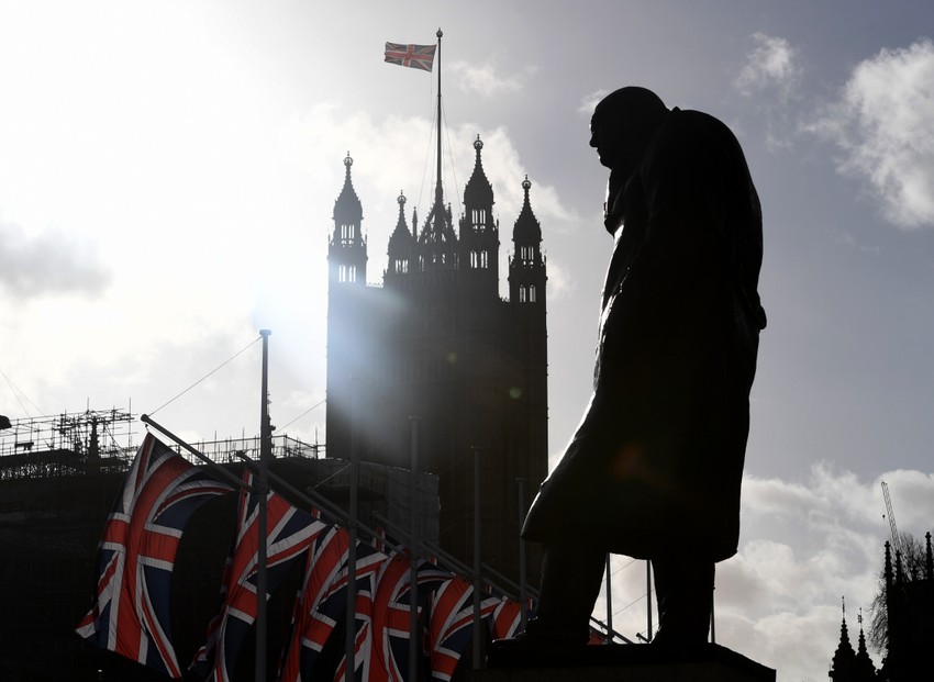 Statua Vinstona Čerčila u Londonu
