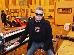 T.Love "Old Is Gold" – nowoczesny powrót do korzeni