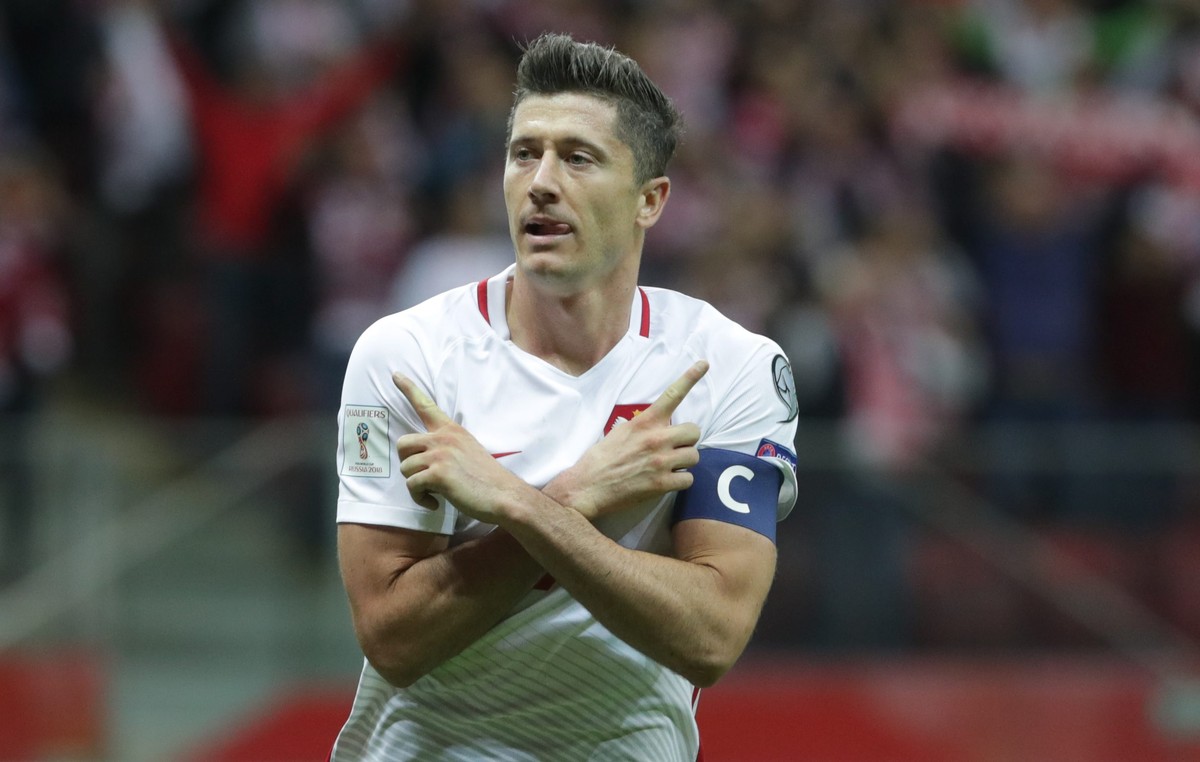Robert Lewandowski: Przydał nam się ten kubeł zimnej wody, jakim była porażka z Danią