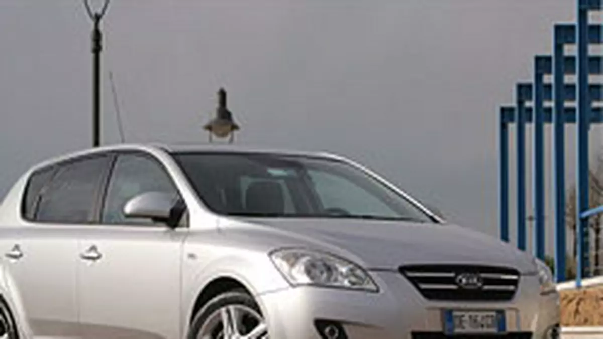 Paryż 2008: Kia Cee’d przedstawi start-stop, hybryda jako prototyp