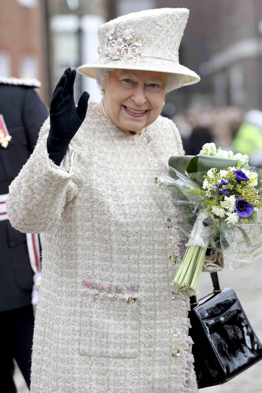 Konto na Facebooku brytyjskiej monarchini jest ściśle tajne