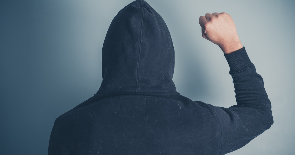 Dzieci toczą dziś podwójne życie. "W sieci dzieją się straszne rzeczy"