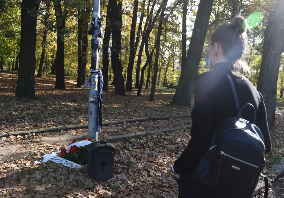 U blizini mesta na kom je ubijen Kića ostavljen je venac