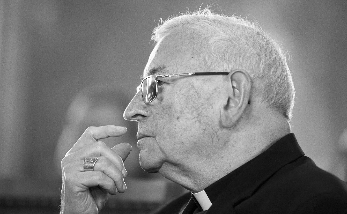 biskup Tadeusz Pieronek
