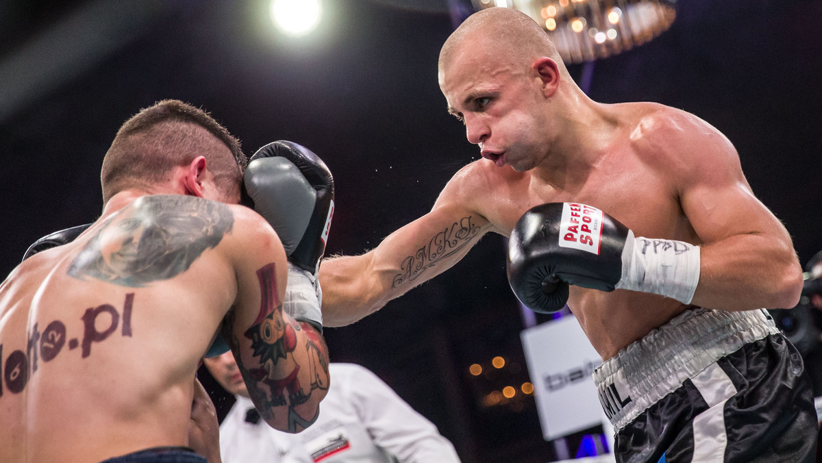 Kamil Łaszczyk wciąż pozostaje niepokonany na zawodowym ringu. 25-letni zawodnik zanotował 23. zwycięstwo w karierze na gali Underground Boxing Show VIII, która odbyła się w Kopalni Soli w Wieliczce.