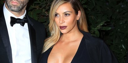 Kim Kardashian wróciła do formy i pokazała piersi