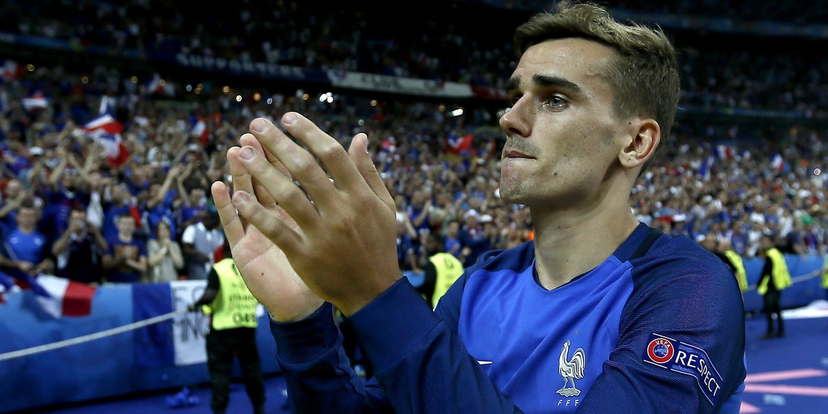 Antoine Griezmann zaszokował cały futbolowy świat. Strój piłkarza Atletico Madryt  wzbudził kontrowersje